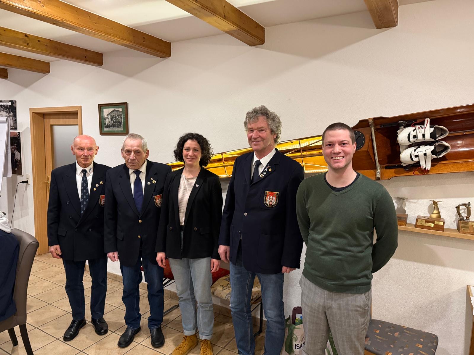 v. l. Rudolf Meyer, Ernst Meyer, Anja Noske, Reinhard Graue, Oliver Schneide (1. Vorsitzender)